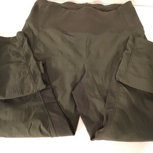 Athleta Trekkie Hybrid Crop pants